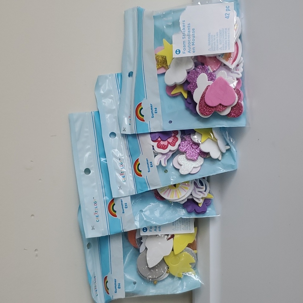 ASSORTED FOAM STICKERS